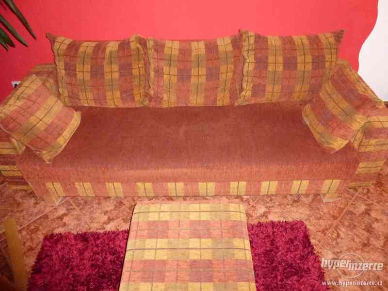 Prodám rozkládací sedačku a houpací křeslo - foto 3