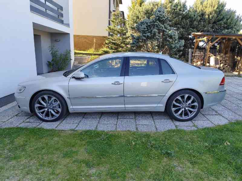 Volkswagen Phaeton 4,2   V8 - foto 3