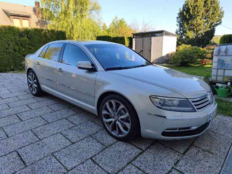 Volkswagen Phaeton 4,2   V8 - foto 13