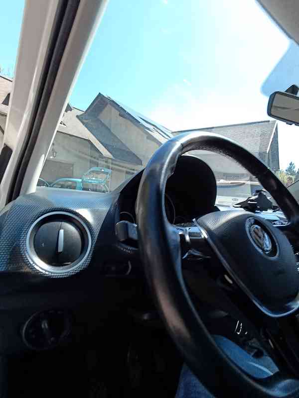 Volkswagen VW Up LPG Lift 55kW 07/2018 Citigo Mii Up! - foto 9