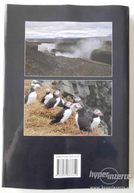 Kniha Island přes Faerské ostrovy autem a zpět - foto 2