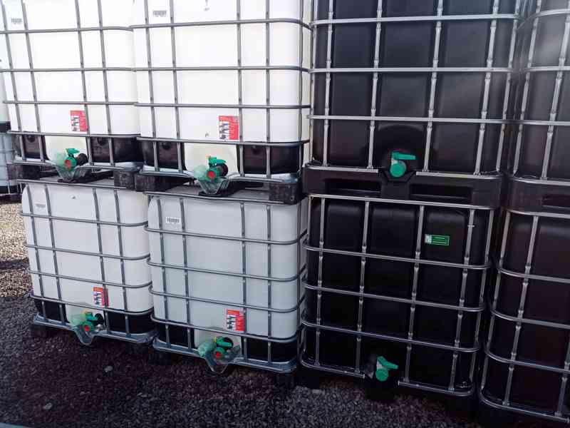 IBC nádrže kontejnery na 1000 litrů  - foto 1