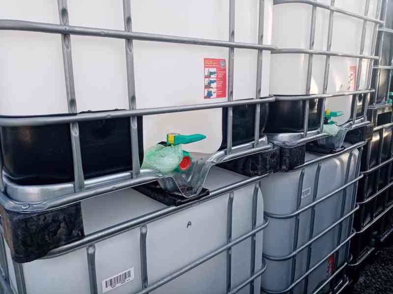IBC nádrže kontejnery na 1000 litrů  - foto 3