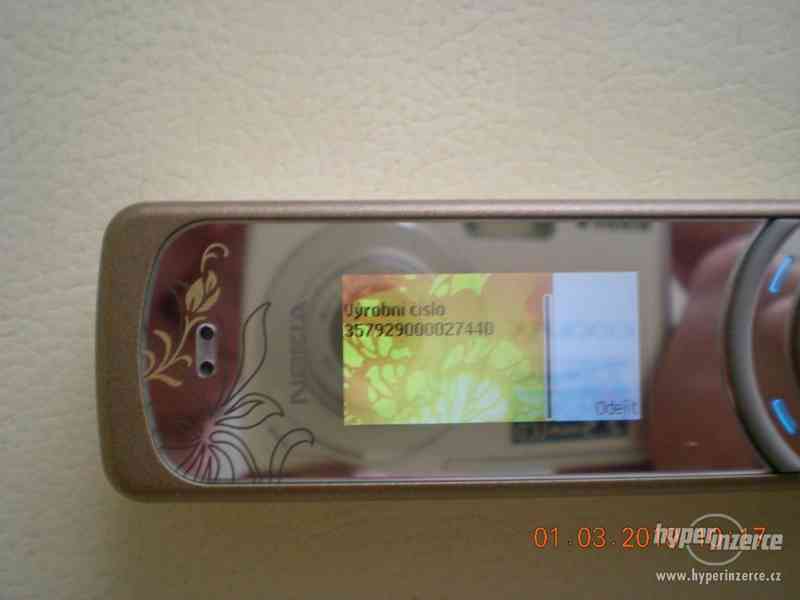 Nokia 7380 L'Amour  z r.2006 - plně funkční telefony - foto 4
