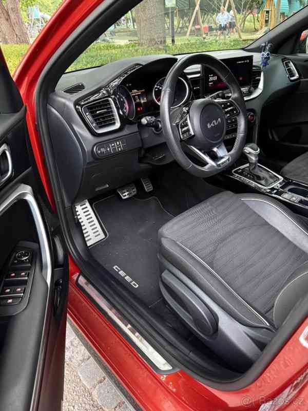 Kia Ceed 1,5   T-GDi 118 kW | 7DCT | 2024 - foto 8