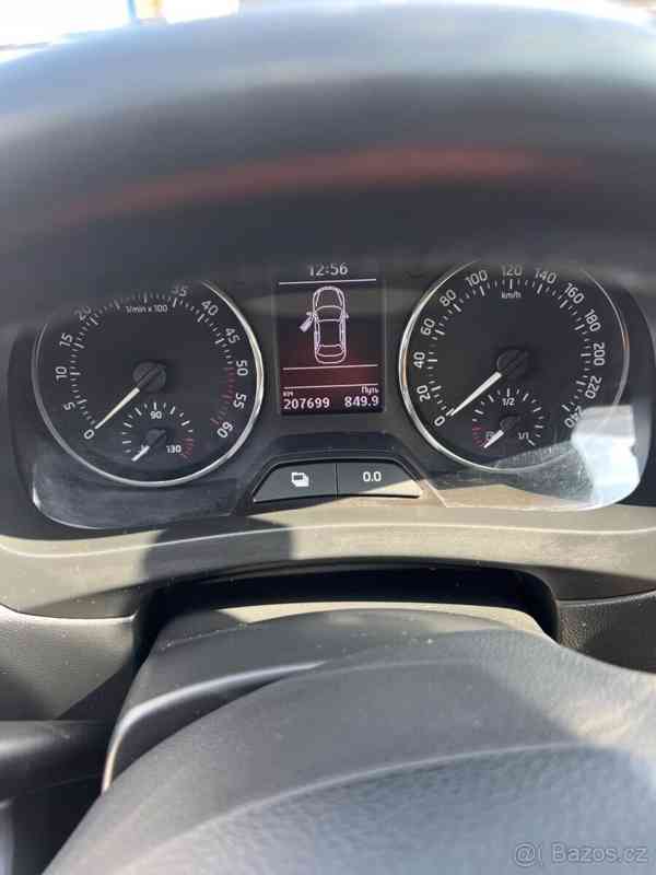 Škoda Rapid 1,6 - foto 13
