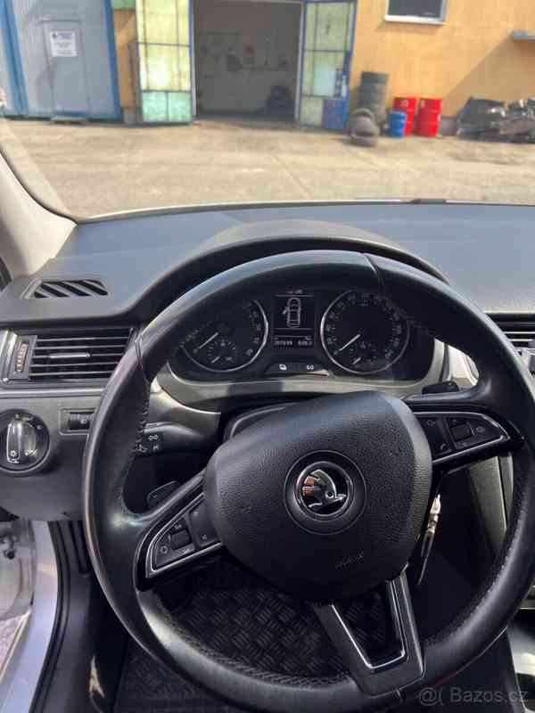 Škoda Rapid 1,6 - foto 11