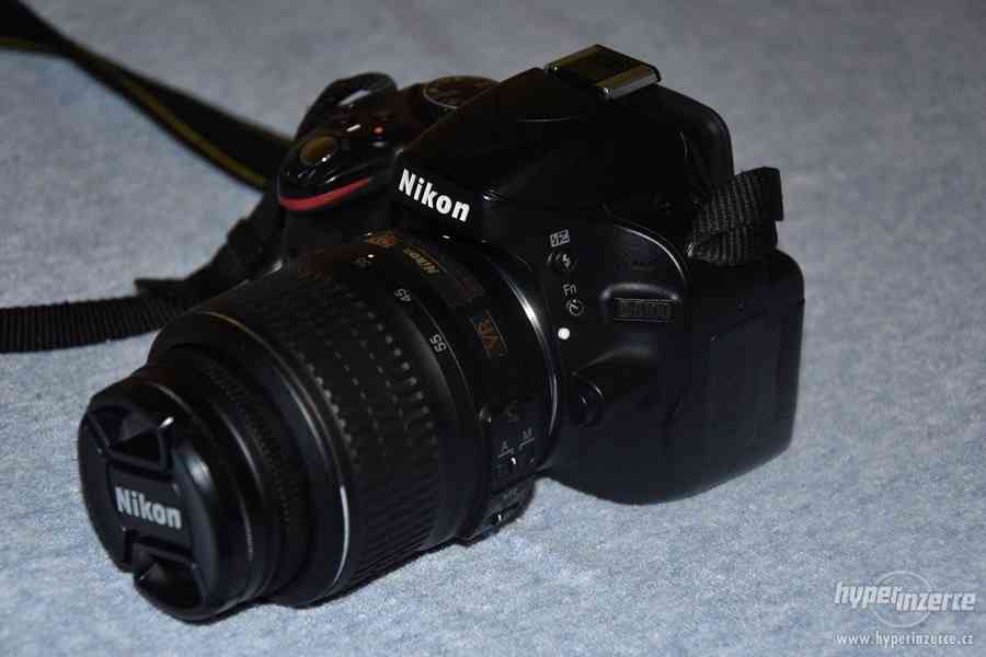 Zrcadlovka Nikon D5100 s objektivem - foto 2