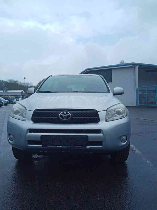 Toyota RAV 4 2.0i 4x4 benzín 112kw - foto 7