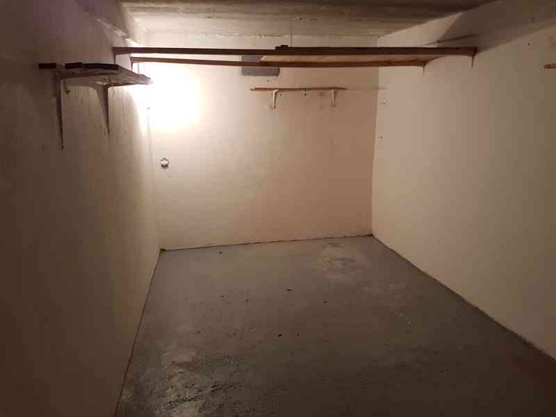 levná motogaráž Praha 9 Prosek Jablotron - foto 5