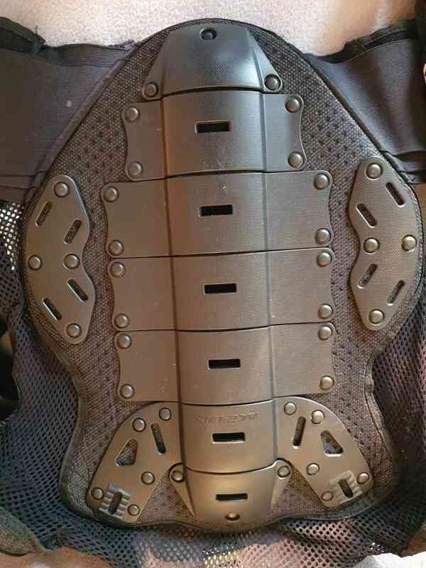 Motokrosový chránič Acerbis Koerta  - foto 5