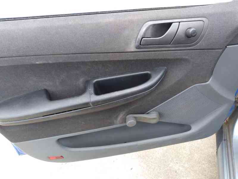 ŠKODA FABIA 1.4 MPI   KLIMA - foto 23