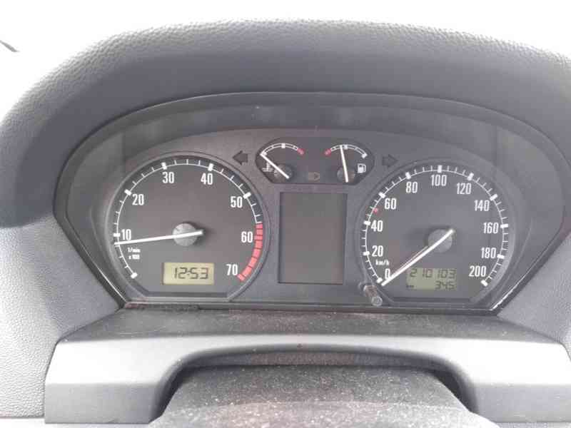 ŠKODA FABIA 1.4 MPI   KLIMA - foto 17