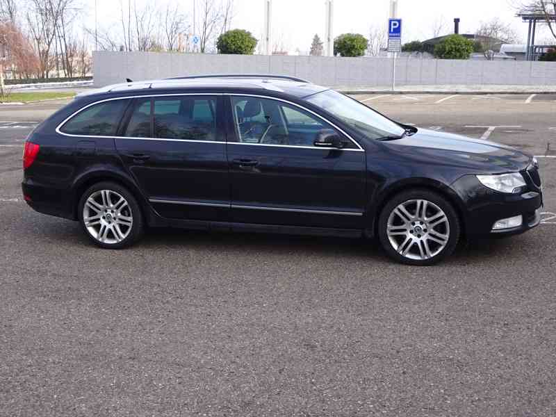 Škoda Superb 2.0 TDI Combi 4x4 r.v.2010 (125 kw) ČR - foto 2