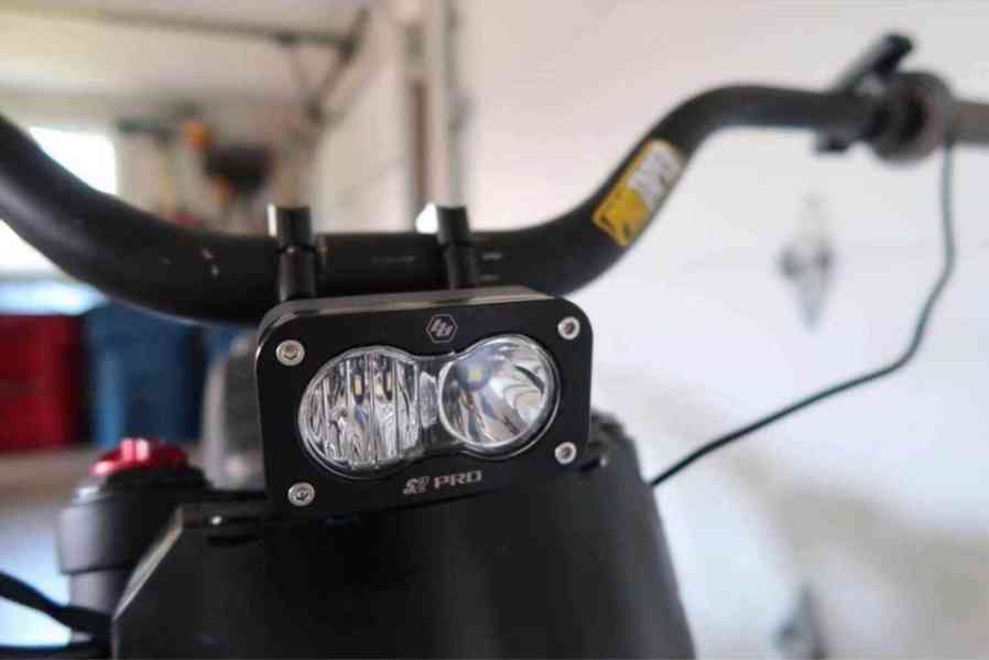 Surron Light Bee X Něco přes 350 mil - foto 3