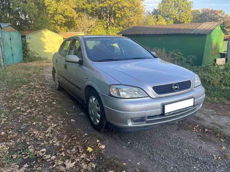 Opel ASTRA 1.4 16V  - foto 3