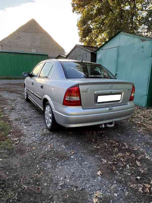 Opel ASTRA 1.4 16V  - foto 5