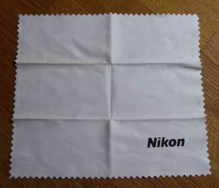 Objektiv Nikon AF-S DX NIKKOR 35mm f/1.8G - foto 6