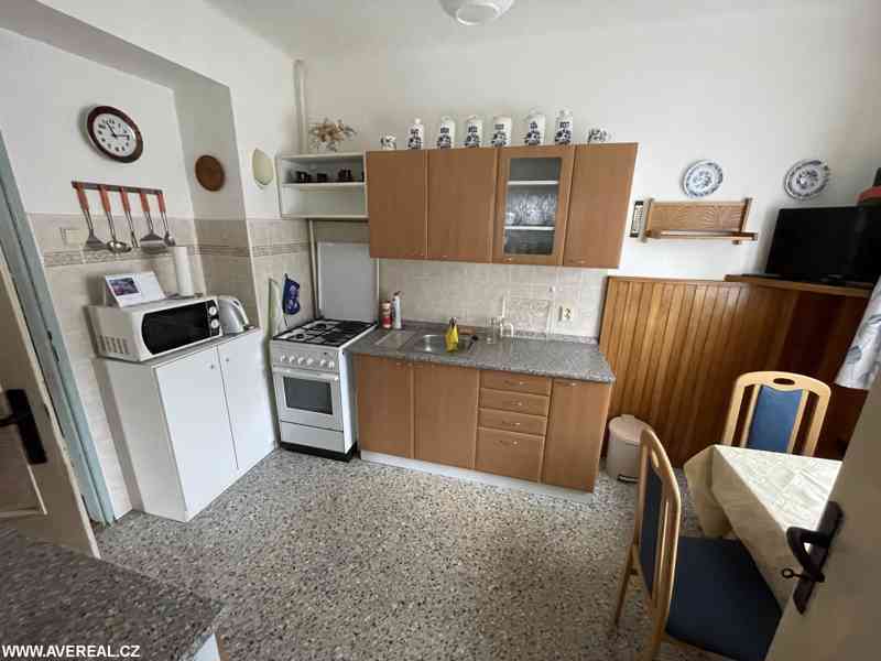 Prodej RD o velikosti 5+1/T/garáž, Praha 6 - Nebušice - foto 14