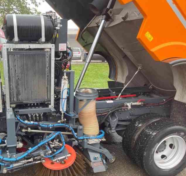 2023 DAF LF 210 FA Kehrmaschine - foto 3