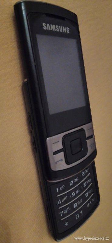 Samsung C3050 -vzhledově jako nový, ale k opravě nebo na ND! - foto 7