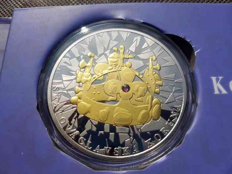 Pamětní mince s vyobrazením korunovačních klenot - foto 4