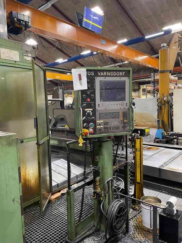 TOS Varnsdorf WHN 13.8 CNC - vodorovná vyvrtávačka stolová - foto 2