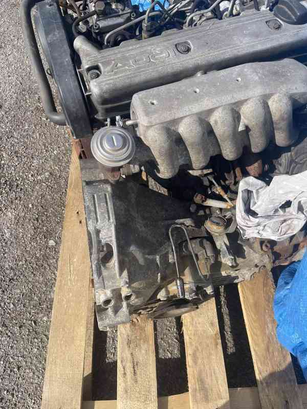 Prodam dily, motor, převodovky na AUDI 100 - foto 9