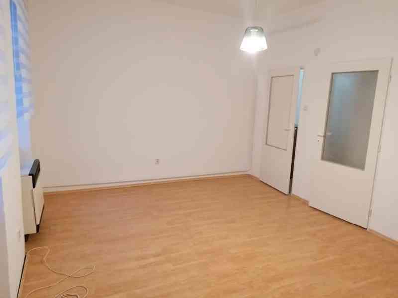 Pronájem bytu 1+1 v Jihlavě - foto 8