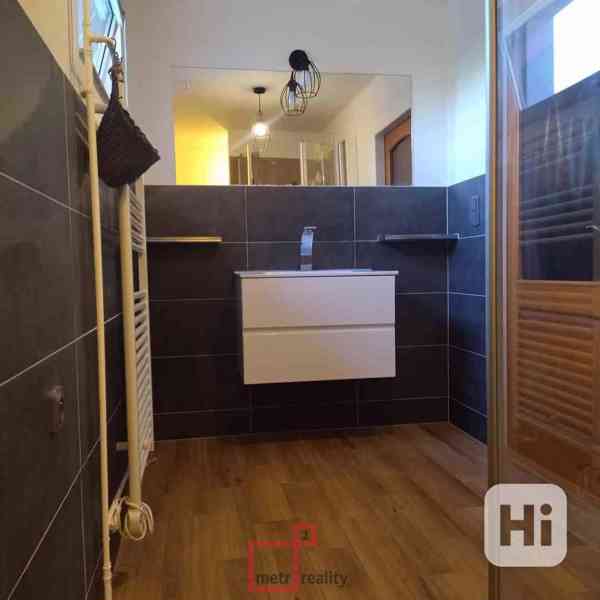 Rodinný dům 180m2 na pozemku 1402m2 - Hněvotín - foto 16