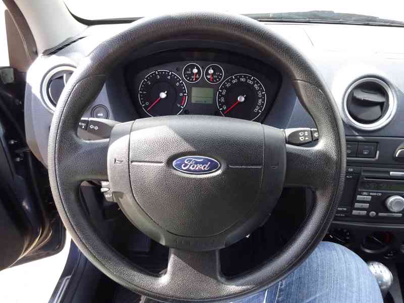 Ford Fusion 1.4i r.v.2011 59KW (46 000 km)  - foto 10