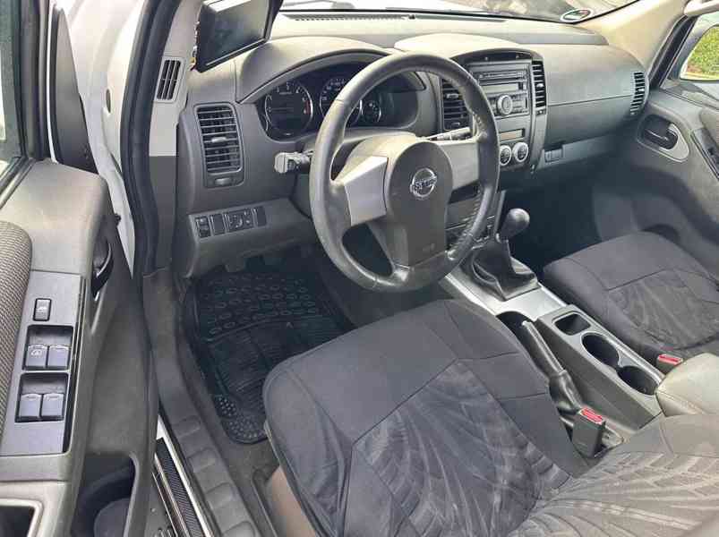 Nissan Pathfinder 2.5 dCi LE 140kw - foto 7