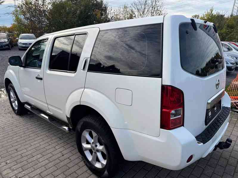 Nissan Pathfinder 2.5 dCi LE 140kw - foto 6