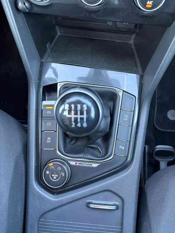 Volkswagen Tiguan, 2.0TDI 4Motion - foto 11