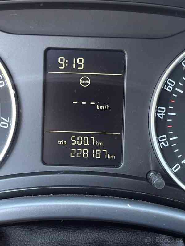 Škoda Octavia 1,6   II COMBI 2012, 75kW - foto 11