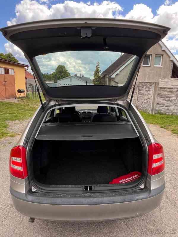 Škoda Octavia 1,6   II COMBI 2012, 75kW - foto 8