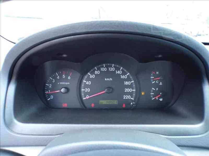 Kia Cerato 1,6 CRDI - foto 6