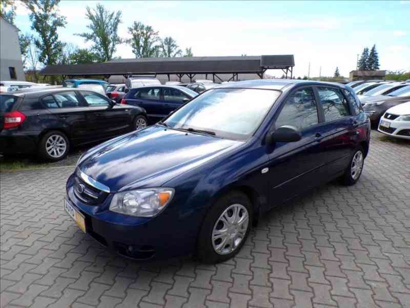 Kia Cerato 1,6 CRDI - foto 2