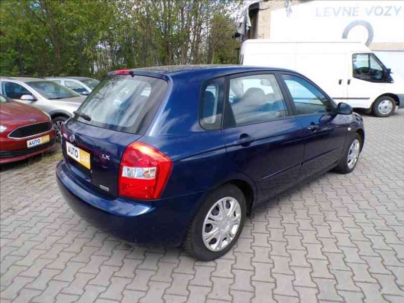 Kia Cerato 1,6 CRDI - foto 4