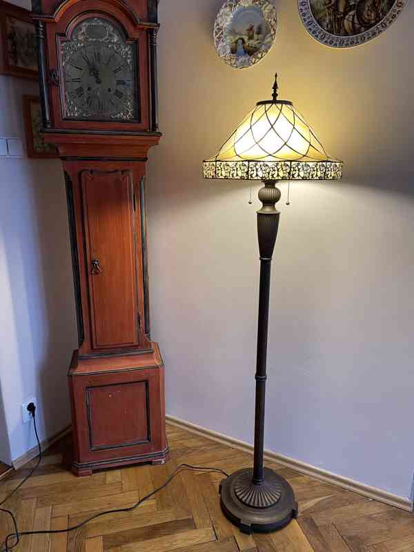 Stojací lampa Tiffany