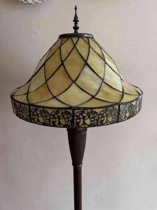 Stojací lampa Tiffany - foto 3