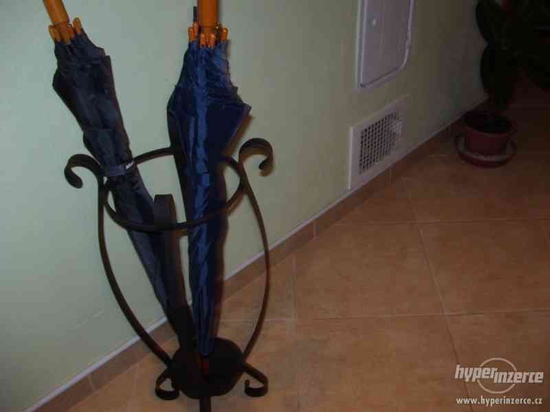 Stojan na deštníky - foto 2