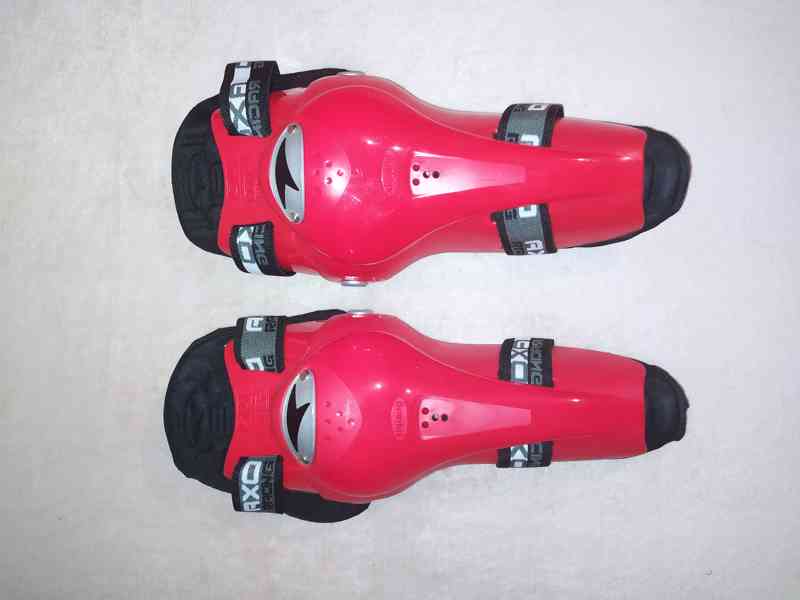 CHRÁNIČE NA KOLENA A LOKTY/ KOLENNÍ A LOKETNÍ CHRÁNIČE  - foto 5