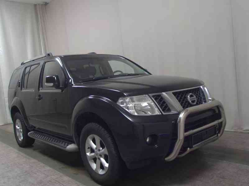 Nissan Pathfinder 2.5 DCI Executive SE 140kw - foto 3