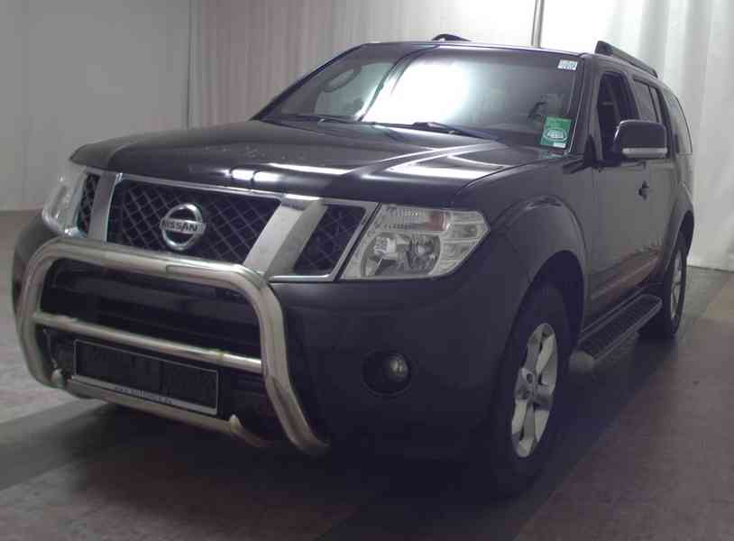 Nissan Pathfinder 2.5 DCI Executive SE 140kw - foto 1