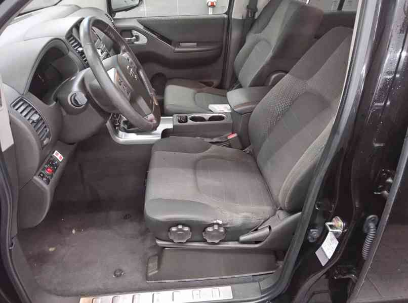Nissan Pathfinder 2.5 DCI Executive SE 140kw - foto 10