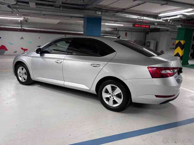 Škoda Superb 2,0   TDI(110kW) - foto 7