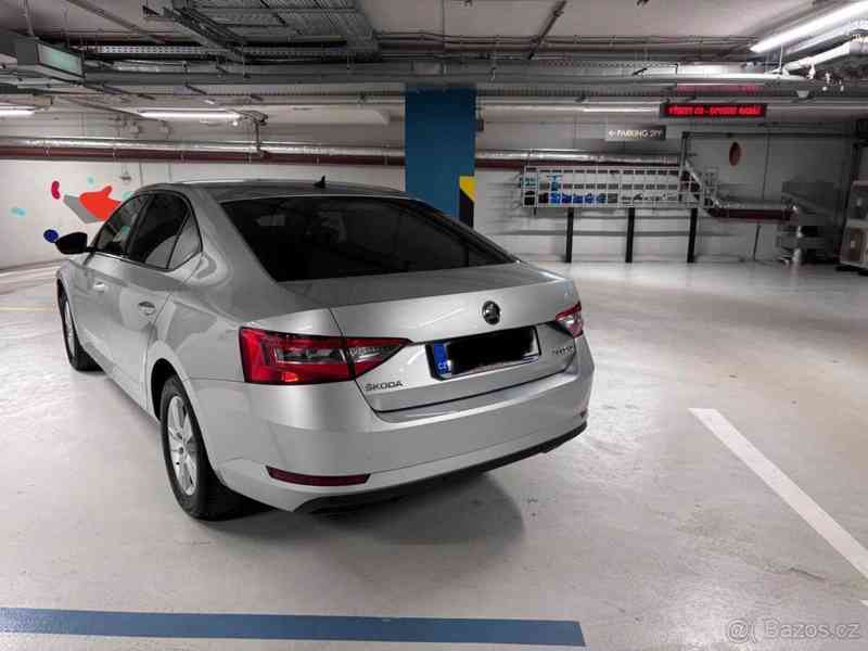 Škoda Superb 2,0   TDI(110kW) - foto 4