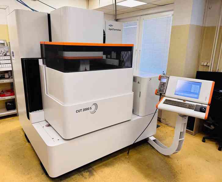 Použitá drátová řezačka CHARMILLES CUT 2000 S, r. v. 2015 - foto 1