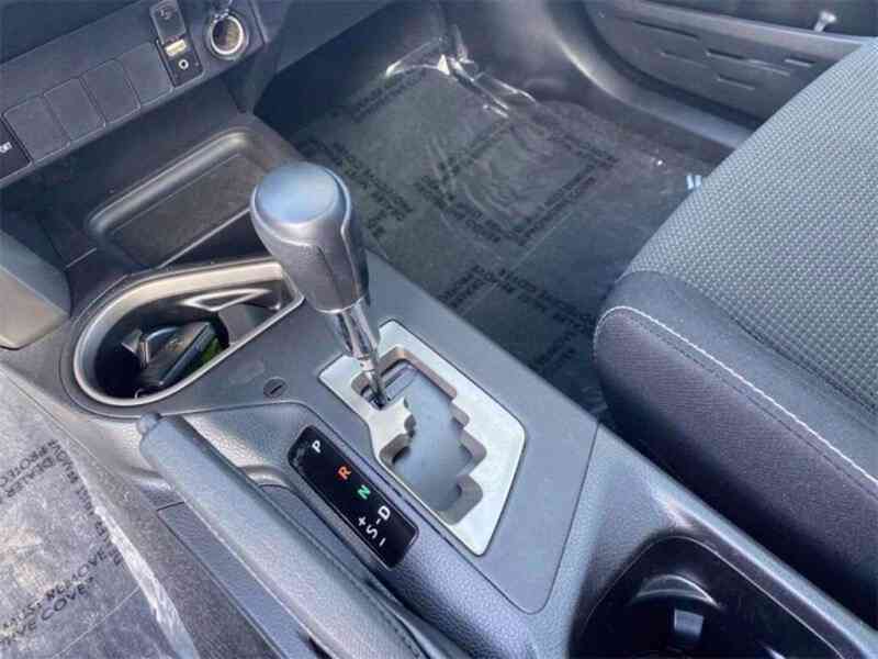 Toyota Rav4 2018  - foto 5
